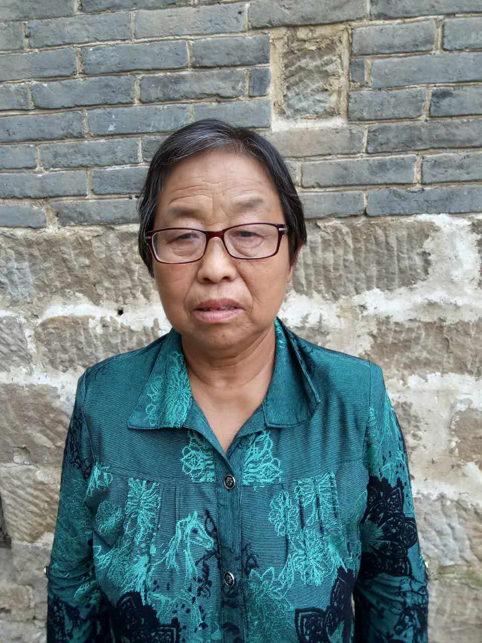 李月娥周建梅李月娥,女,1950年9月出生,周建梅,女,1956年9月出生,山