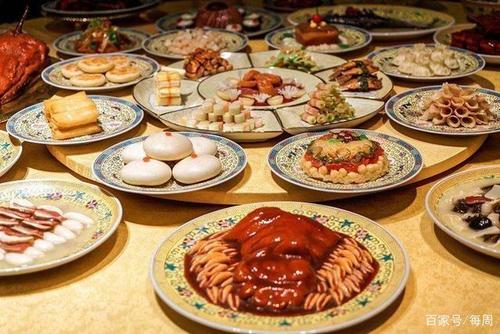 2020年春节期间,故宫角楼餐厅将推出年夜饭,时间预计从小年夜到正月
