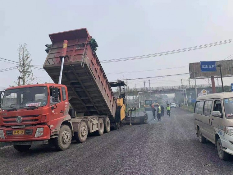 工程,山城区东环省道304濮鹤线(大白线)西扒厂至红旗街段改建工程等3